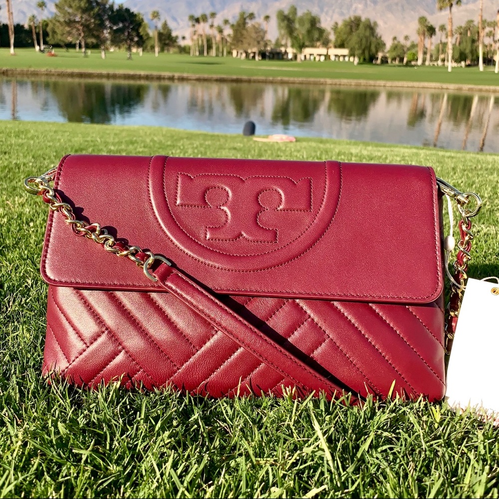 Tory Burch Alexa Leather Envelope Clutch Crossbody - Picture 4 of 8